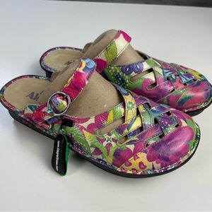 BRAND NEW Alegria Freesia Happy Leather Clog